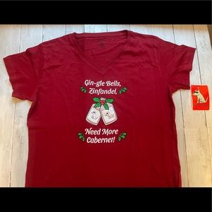 Teddy the Dog XL Gin-gle Bells v-neck tshirt. NWT